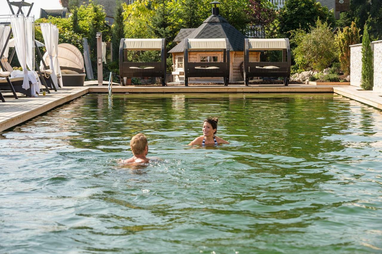 Hotel Winzer Wellness & Kuscheln Sankt Georgen im Attergau Esterno foto