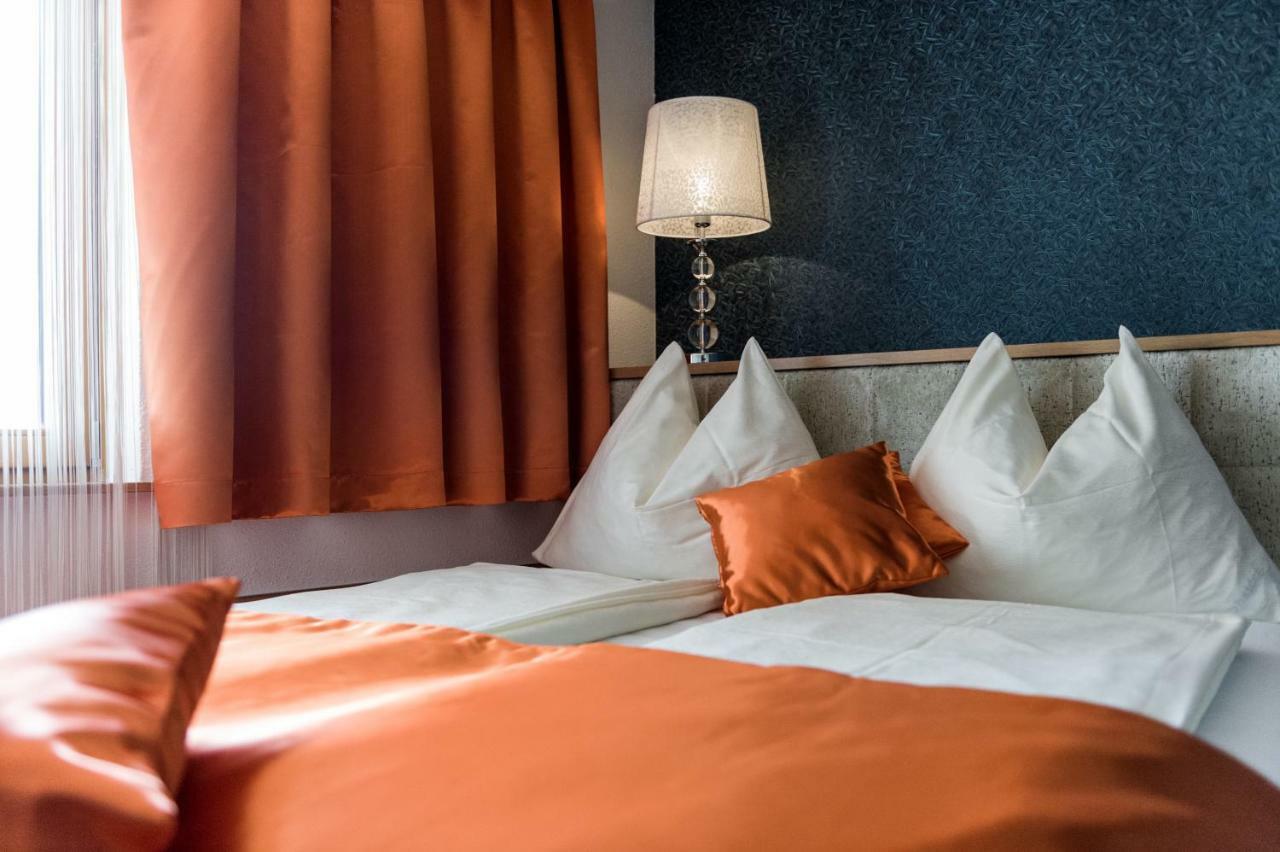 Hotel Winzer Wellness & Kuscheln Sankt Georgen im Attergau Esterno foto