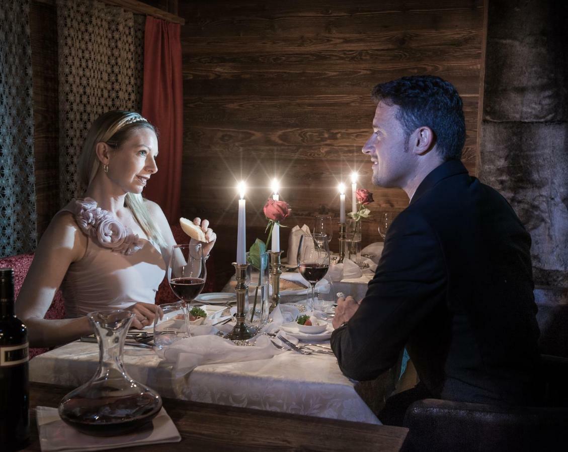 Hotel Winzer Wellness & Kuscheln Sankt Georgen im Attergau Esterno foto